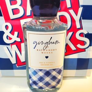 Bath and Body Works Gingham Shower Gel (10 fl. oz/ 295 mL)